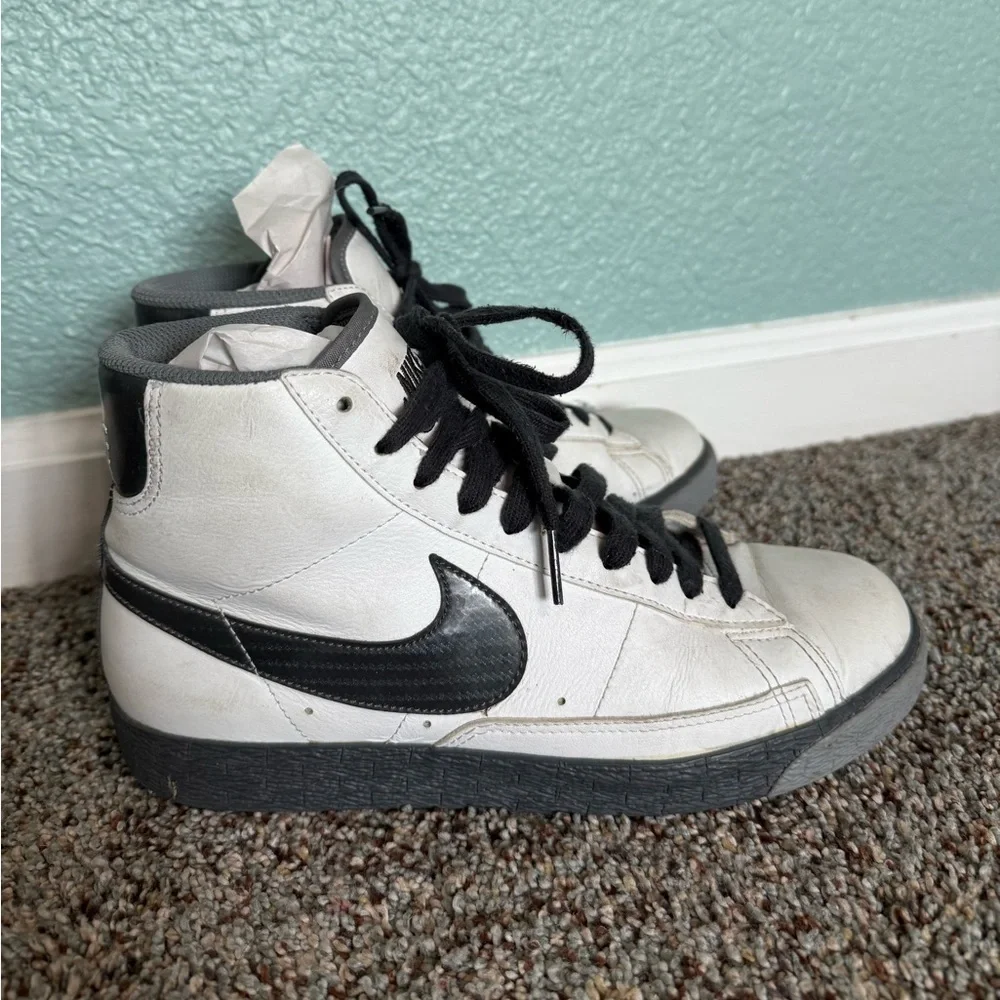 Nike Blazer Mid GS 'White Anthracite' (318705-105) size 6.5Y